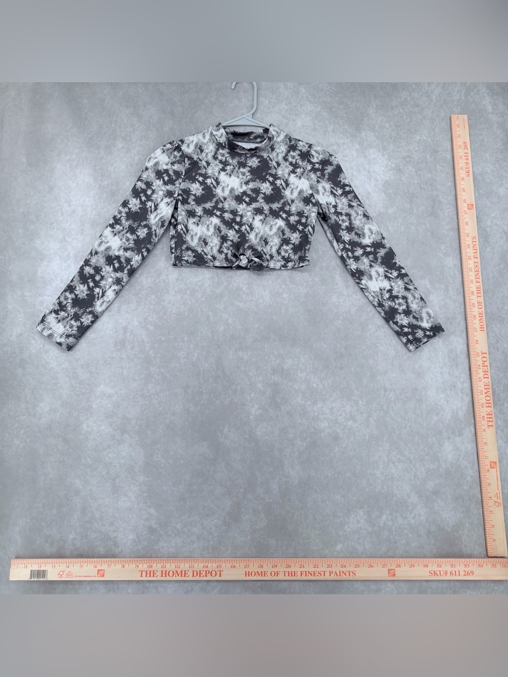 Art Class Medium Black & White Tie-Dye Long Sleeve Crop Top girls bow front